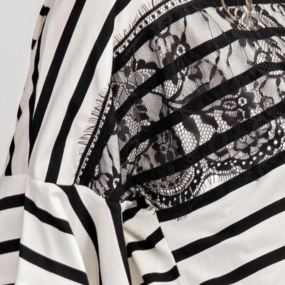 Lace Front Striped Top NWT - Picture 2 of 5